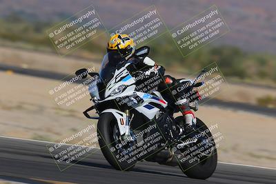 media/Nov-12-2023-SoCal Trackdays (Sun) [[5d1fba4e7d]]/Turn 14 (1035am)/